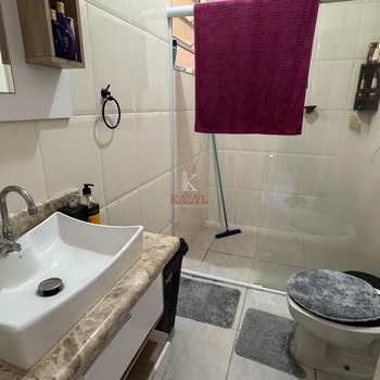 Casa em Praia Grande, bairro Tupi