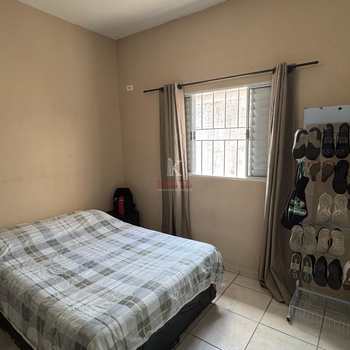 Casa em Praia Grande, bairro Tupi