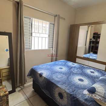 Casa em Praia Grande, bairro Tupi