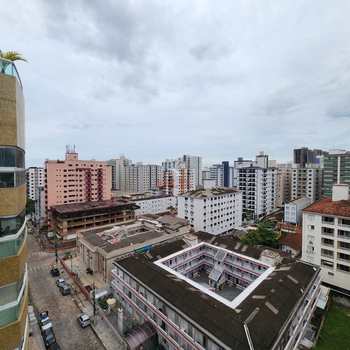 Apartamento em Praia Grande, bairro Guilhermina