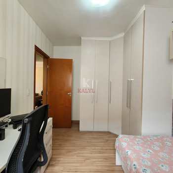 Apartamento em Praia Grande, bairro Guilhermina