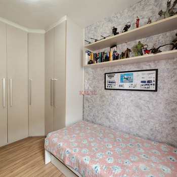 Apartamento em Praia Grande, bairro Guilhermina