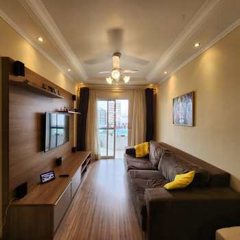 Apartamento em Praia Grande, bairro Guilhermina
