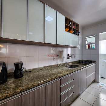 Apartamento em Praia Grande, bairro Guilhermina