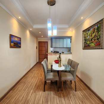 Apartamento em Praia Grande, bairro Guilhermina