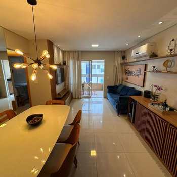 Apartamento em Praia Grande, bairro Boqueirão