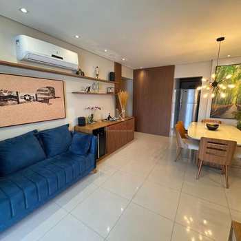 Apartamento em Praia Grande, bairro Boqueirão