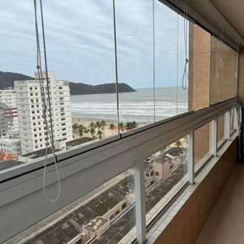 Apartamento em Praia Grande, bairro Boqueirão