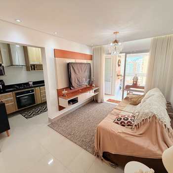 Apartamento em Praia Grande, bairro Canto do Forte