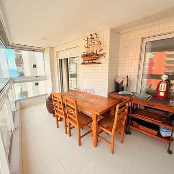 Apartamento em Praia Grande, bairro Canto do Forte