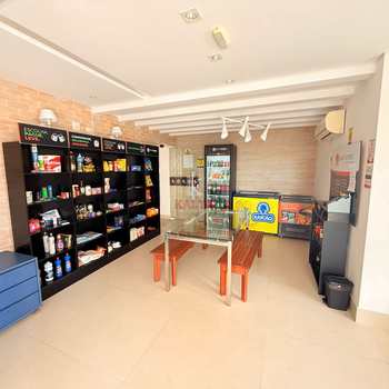 Apartamento em Praia Grande, bairro Canto do Forte