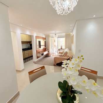 Apartamento em Praia Grande, bairro Canto do Forte