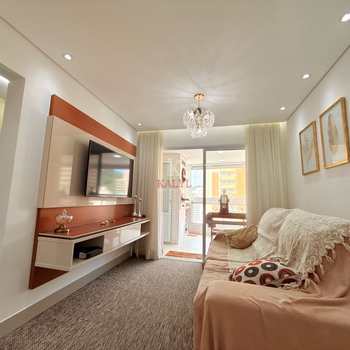 Apartamento em Praia Grande, bairro Canto do Forte