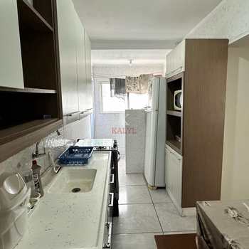 Apartamento em Praia Grande, bairro Guilhermina