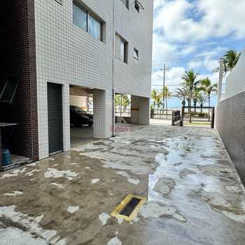 Apartamento em Praia Grande, bairro Guilhermina