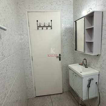 Apartamento em Praia Grande, bairro Guilhermina
