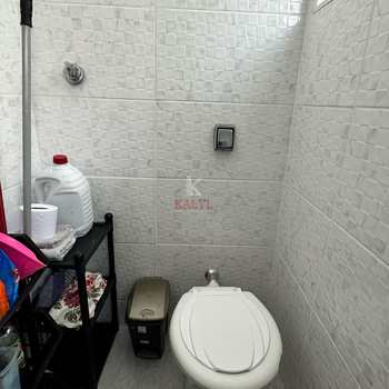 Apartamento em Praia Grande, bairro Guilhermina