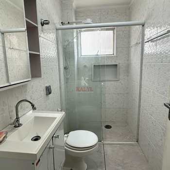 Apartamento em Praia Grande, bairro Guilhermina