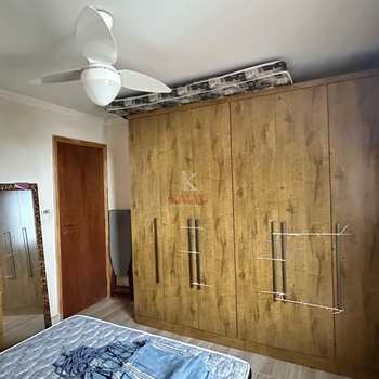 Apartamento em Praia Grande, bairro Guilhermina