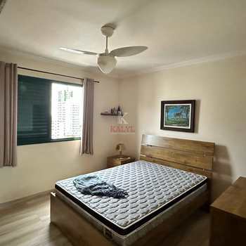 Apartamento em Praia Grande, bairro Guilhermina