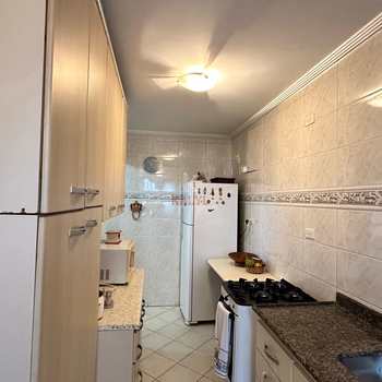 Apartamento em Praia Grande, bairro Guilhermina