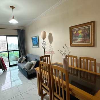 Apartamento em Praia Grande, bairro Guilhermina