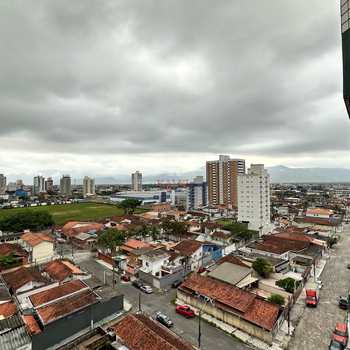 Apartamento em Praia Grande, bairro Guilhermina