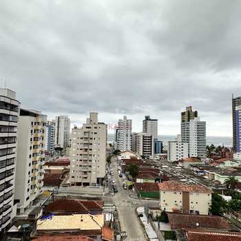 Apartamento em Praia Grande, bairro Guilhermina