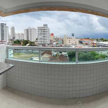 Apartamento em Praia Grande, bairro Guilhermina