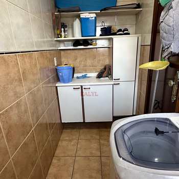 Apartamento em Praia Grande, bairro Guilhermina