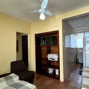Apartamento em Praia Grande, bairro Guilhermina