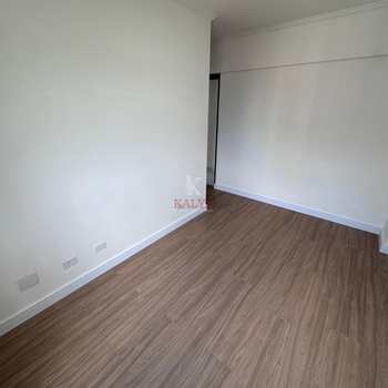 Apartamento em Praia Grande, bairro Guilhermina
