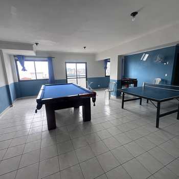 Apartamento em Praia Grande, bairro Guilhermina