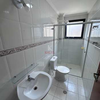 Apartamento em Praia Grande, bairro Guilhermina