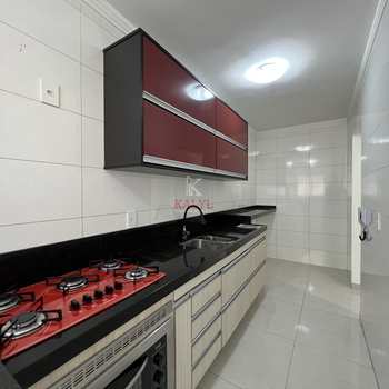 Apartamento em Praia Grande, bairro Guilhermina