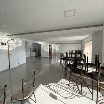 Apartamento em Praia Grande, bairro Guilhermina