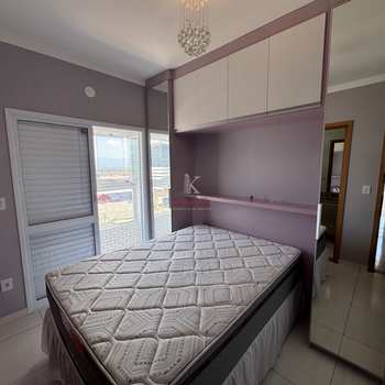 Apartamento em Praia Grande, bairro Guilhermina