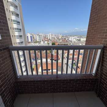Apartamento em Praia Grande, bairro Guilhermina