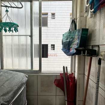 Apartamento em Praia Grande, bairro Guilhermina