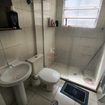 Apartamento em Praia Grande, bairro Guilhermina
