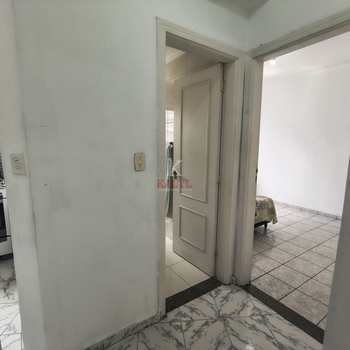Apartamento em Praia Grande, bairro Guilhermina