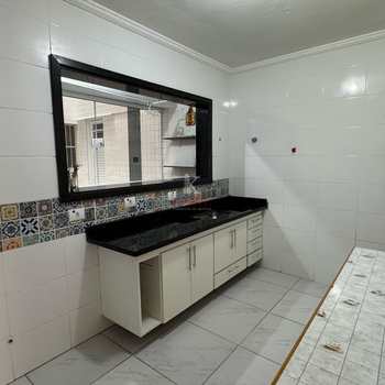 Apartamento em Praia Grande, bairro Guilhermina