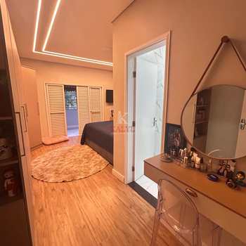 Casa em Praia Grande, bairro Tupi