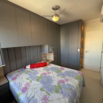 Apartamento em Praia Grande, bairro Guilhermina