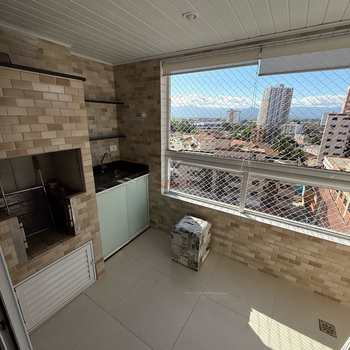 Apartamento em Praia Grande, bairro Guilhermina
