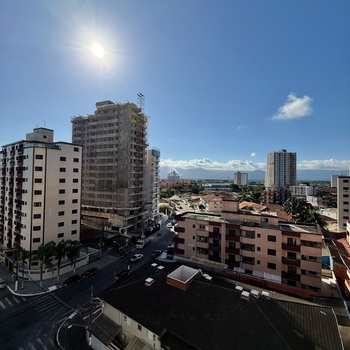 Apartamento em Praia Grande, bairro Guilhermina