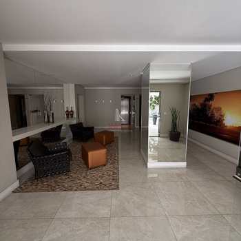 Apartamento em Praia Grande, bairro Guilhermina