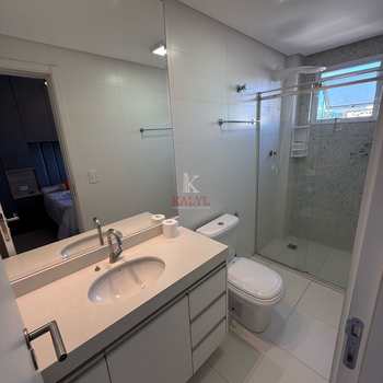 Apartamento em Praia Grande, bairro Guilhermina