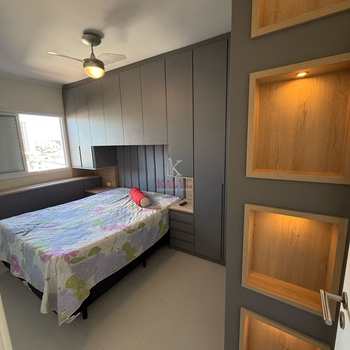 Apartamento em Praia Grande, bairro Guilhermina