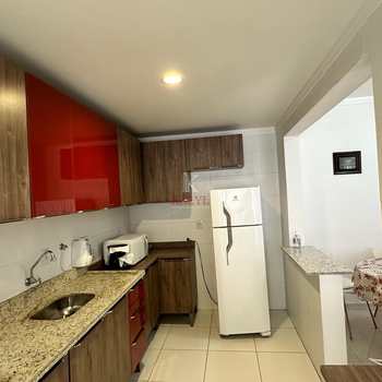 Apartamento em Praia Grande, bairro Guilhermina